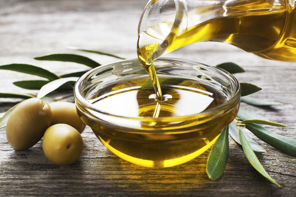 The uses of olive oil for personal care