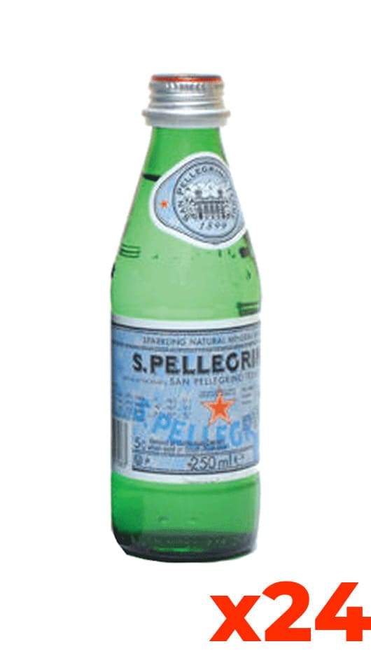 San Pellegrino - Eau minérale gazeuse d'Italie en bouteille verre - San  Pellegrino